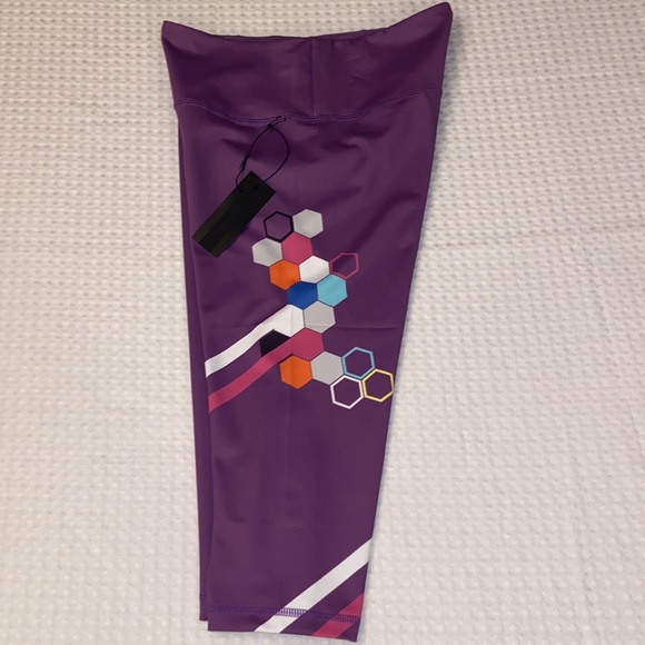 NEW! $78 SCOUT DESIGNS Geometric Hexagonal Capri Crop Leggings S Purple - Picture 6 of 14